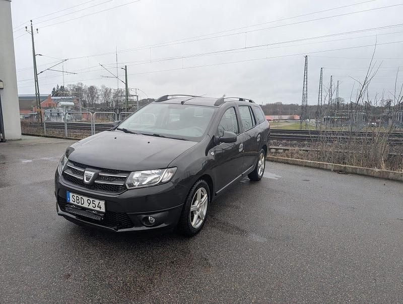 Begagnad 2016 Dacia Logan MCV Kombi | 39 900 kr (Marknadspris) - Bild 1/4