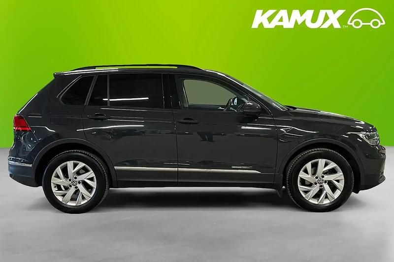 Begagnad VW Tiguan 150 HK (110 kW) 2022 Grå SUV
