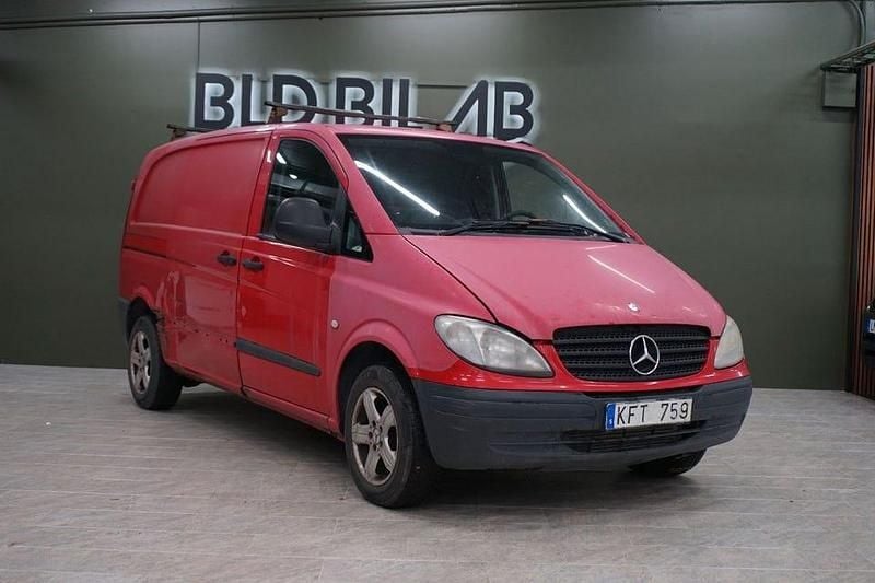 Röd Begagnad 2010 Mercedes Vito Van | 19 900 kr (Bra pris) - Bild 1/4