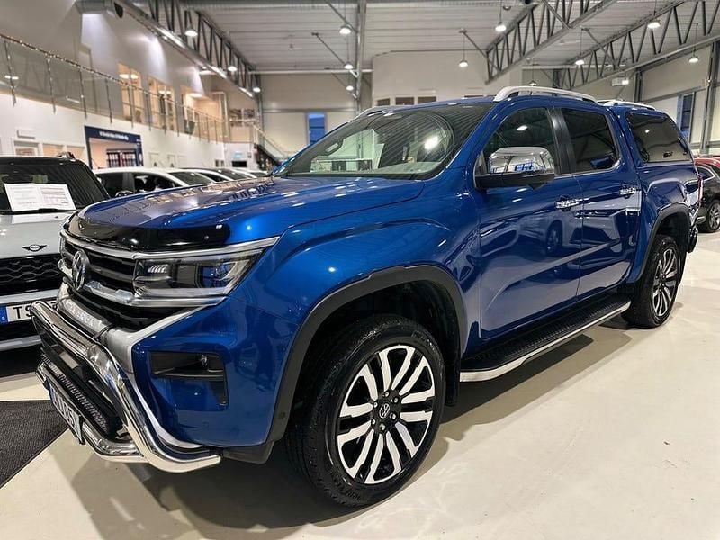 Blå Begagnad 2024 VW Amarok Aventura Pickup | 874 900 kr - Bild 1/4