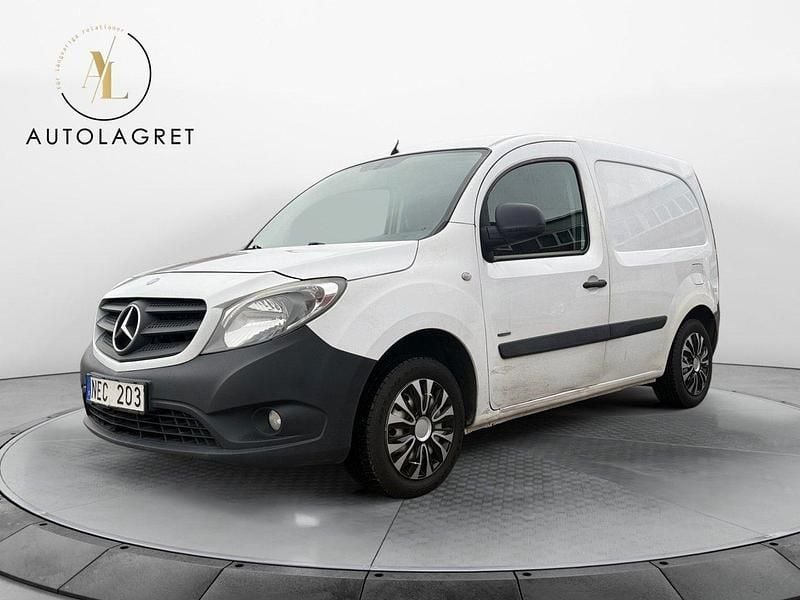 Vit Begagnad 2013 Mercedes Citan 109 Van | 54 900 kr (Lite dyr) - Bild 1/4