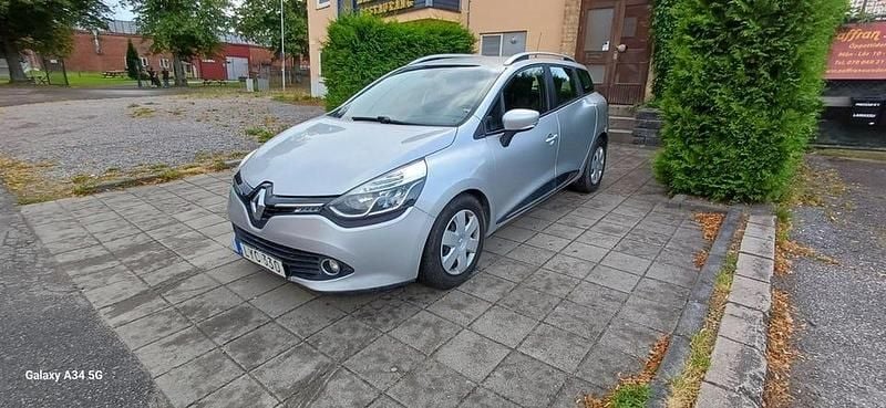 Silver Begagnad 2016 Renault Clio IV Kombi | 59 900 kr (Marknadspris) - Bild 1/4