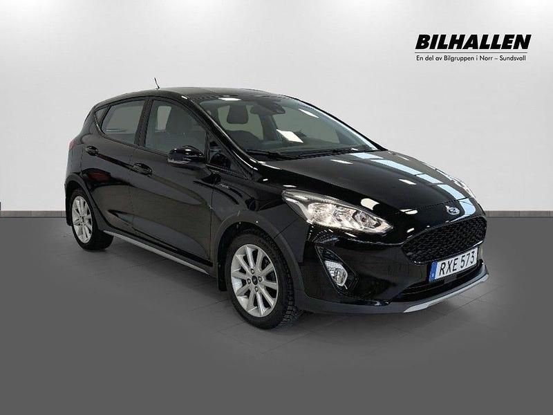 Begagnad Ford Fiesta Active 101 HK (74 kW) 2018 Svart Halvkombi