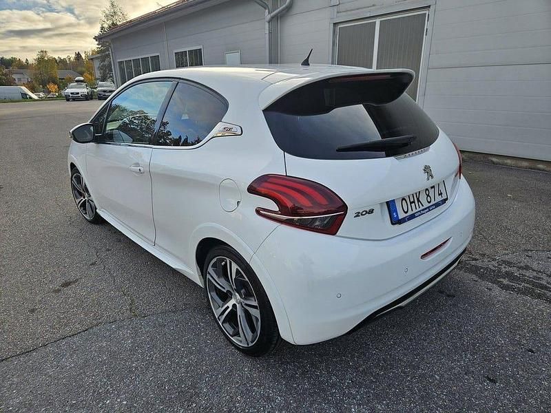 Begagnad 2016 Peugeot 208 GTi Halvkombi | 85 000 kr - Bild 1/4