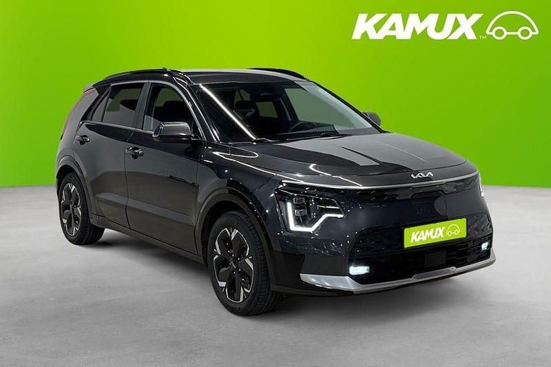 Begagnad Kia e-Niro Advance 160 kW (218 HK) 2023 Silver/grå SUV