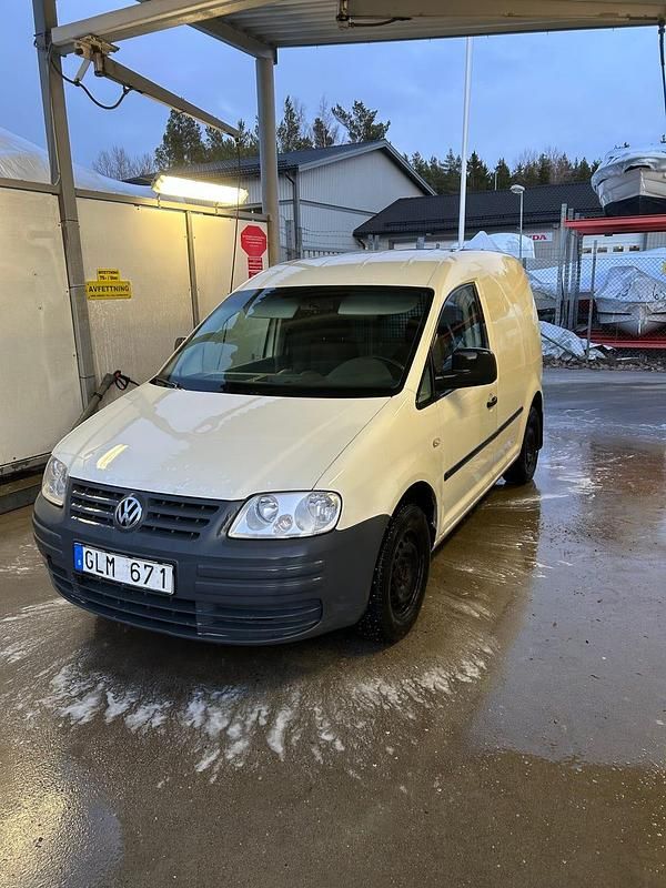 Begagnad VW Caddy 105 HK (77 kW) 2008 Minibuss