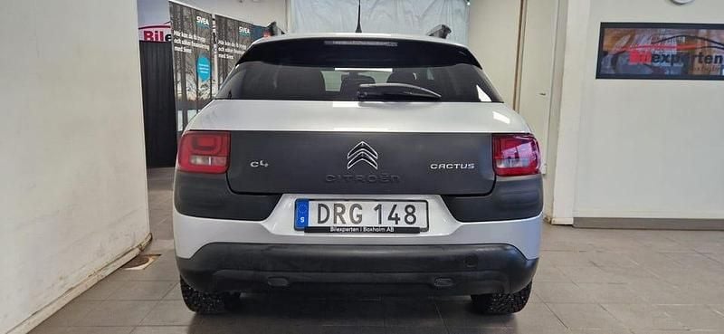 Begagnad Citroën C4 Cactus PureTech 82 HK (60 kW) 2014 Silver Halvkombi