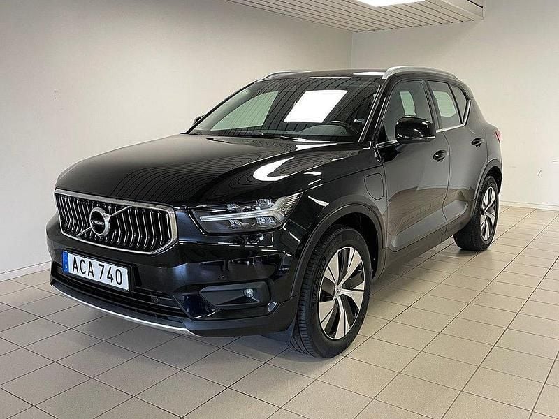 Svart Begagnad 2021 Volvo XC40 Inscription SUV | 279 000 kr (Bra pris) - Bild 1/4