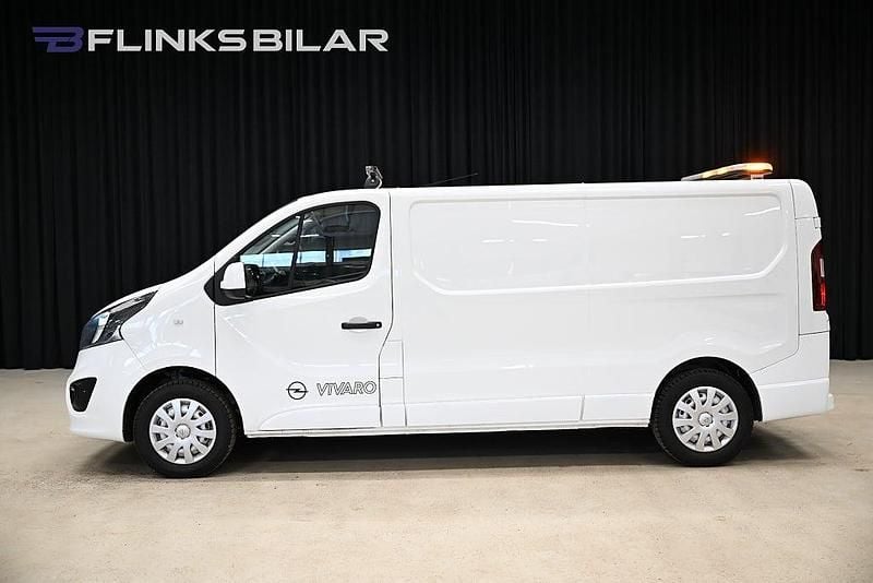 Begagnad Opel Vivaro 125 HK (91 kW) 2019 Vit Minibuss