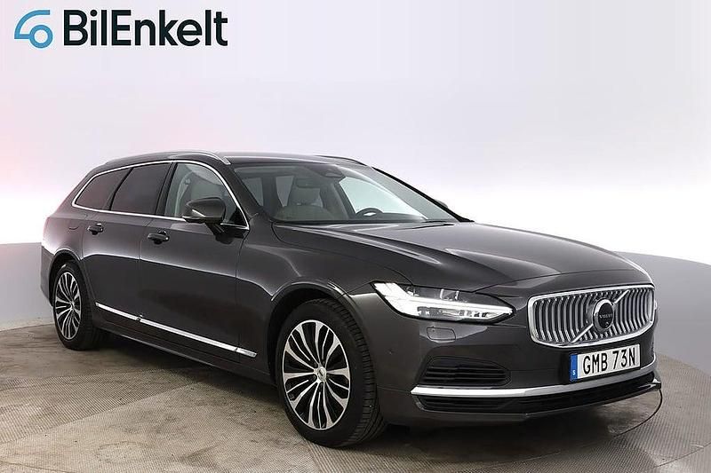 Grå Begagnad 2023 Volvo V90 Core Kombi | 438 900 kr (Marknadspris) - Bild 1/4