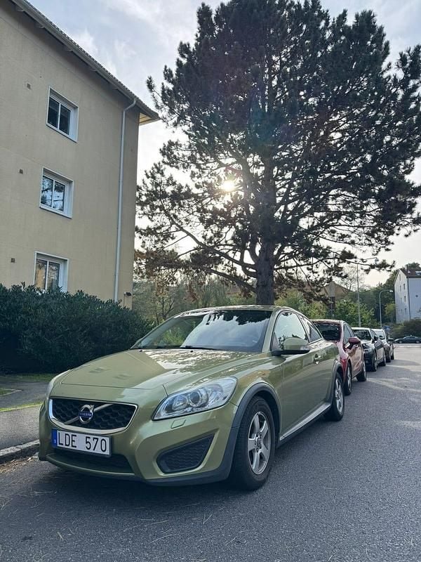 Begagnad 2011 Volvo C30 Halvkombi | 67 000 kr (Marknadspris) - Bild 1/4
