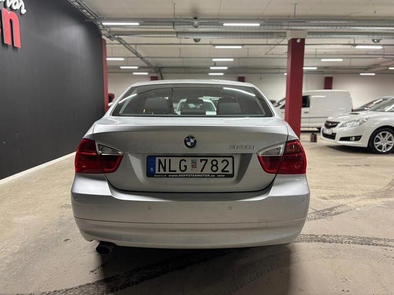 Begagnad BMW 320 Advantage 150 HK (110 kW) 2006 Ljusgrå Sedan