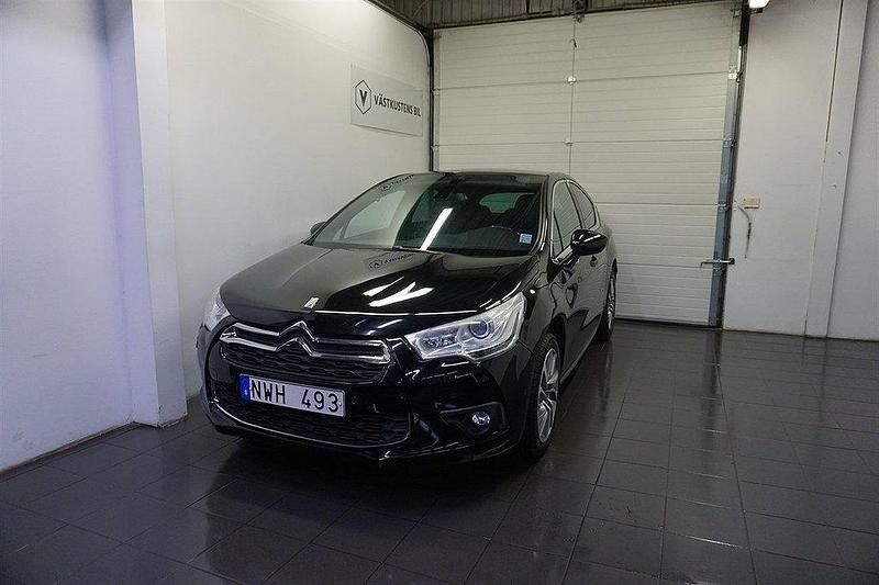 Svart Begagnad 2013 Citroën DS4 Halvkombi | 94 900 kr - Bild 1/4