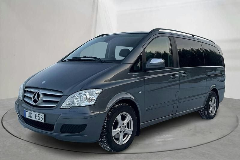 Grå Begagnad 2012 Mercedes Viano Minibuss | 108 000 kr (Superpris) - Bild 1/4