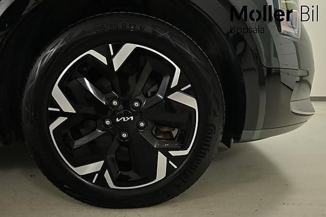 Begagnad Kia e-Niro 150 kW (204 HK) 2023 Grön SUV