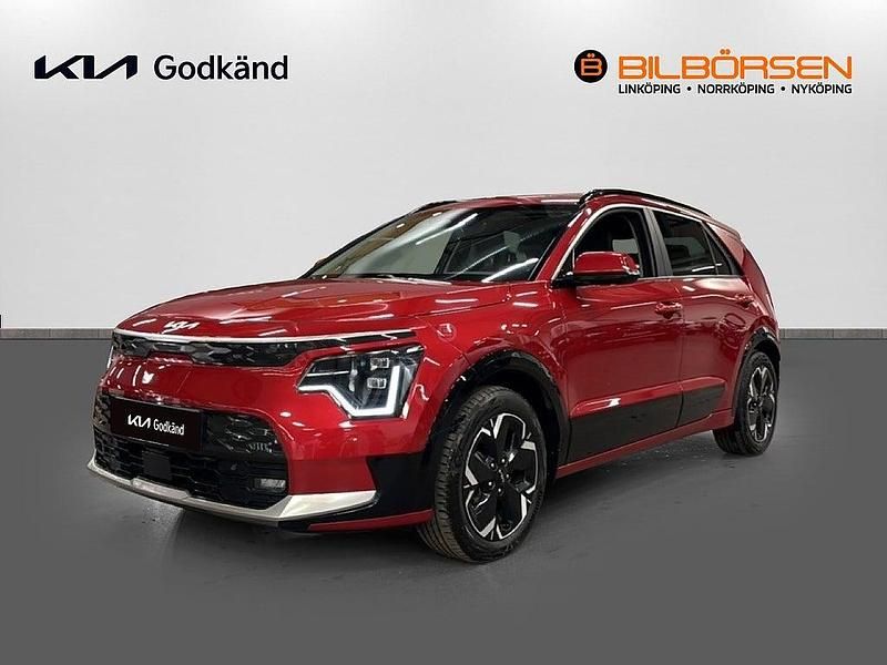 Röd Begagnad 2022 Kia e-Niro Advance SUV | 309 900 kr (Dyr) - Bild 1/4