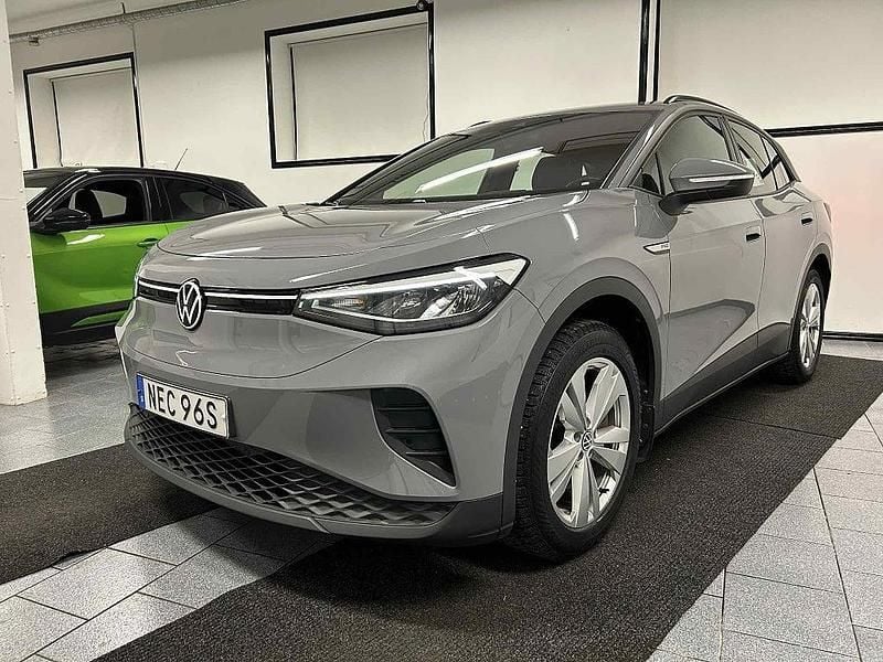 Grå Begagnad 2022 VW ID.4 Pro Performance SUV | 294 500 kr (Superpris) - Bild 1/4