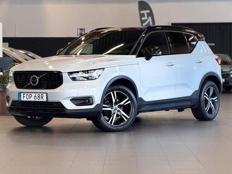 Silver Begagnad 2019 Volvo XC40 R-Design SUV | 309 900 kr (Marknadspris) - Bild 1/4