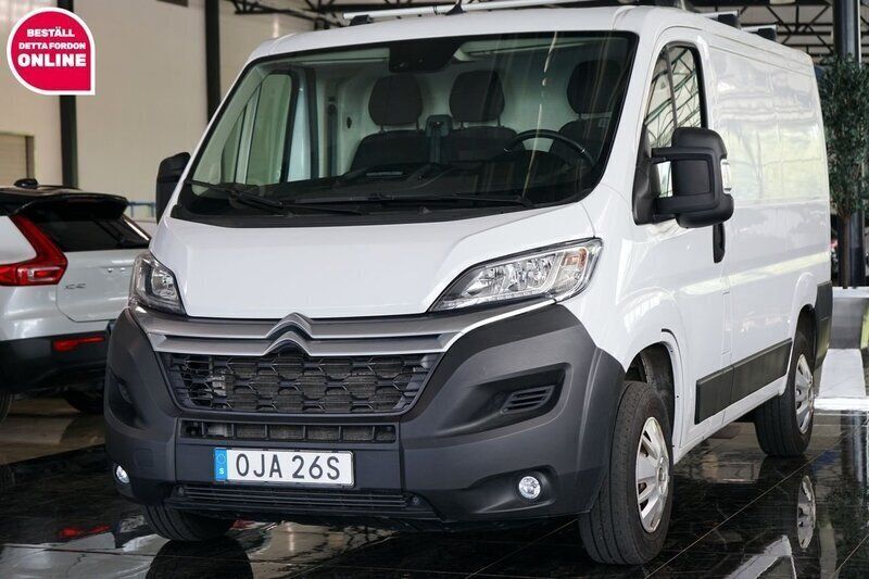 Vit Begagnad 2023 Citroën Jumper Minibuss | 239 500 kr (Marknadspris) - Bild 1/4