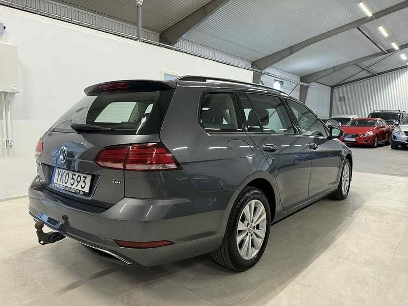 Begagnad VW Golf VII 111 HK (81 kW) 2017 Mörkgrå Kombi