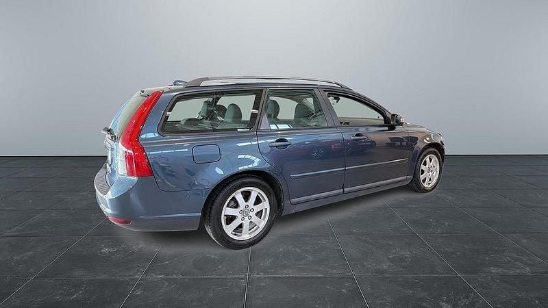 Begagnad Volvo V50 125 HK (91 kW) 2007 Blå Kombi
