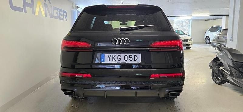 Begagnad Audi Q7 S-Line 286 HK (210 kW) 2025 Svart SUV