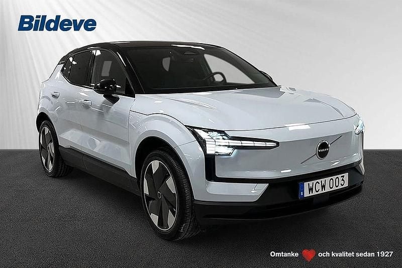 Begagnad Volvo EX30 Single Motor Extended Range 200 kW (272 HK) 2023 Blå SUV