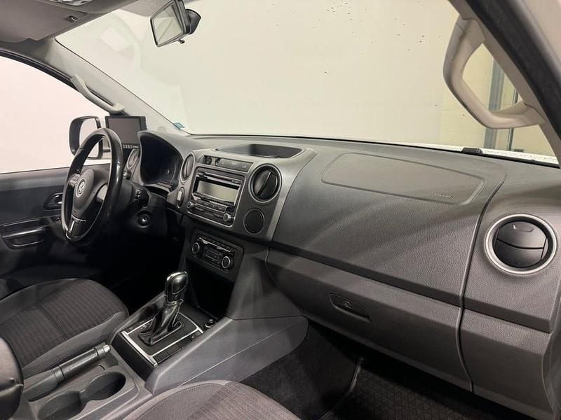 Begagnad VW Amarok Highline 180 HK (132 kW) 2013 Vit Pickup