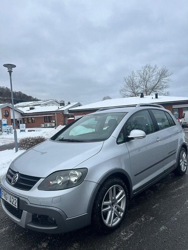 Silver Begagnad 2008 VW Golf VI Halvkombi | 49 900 kr (Bra pris) - Bild 1/4