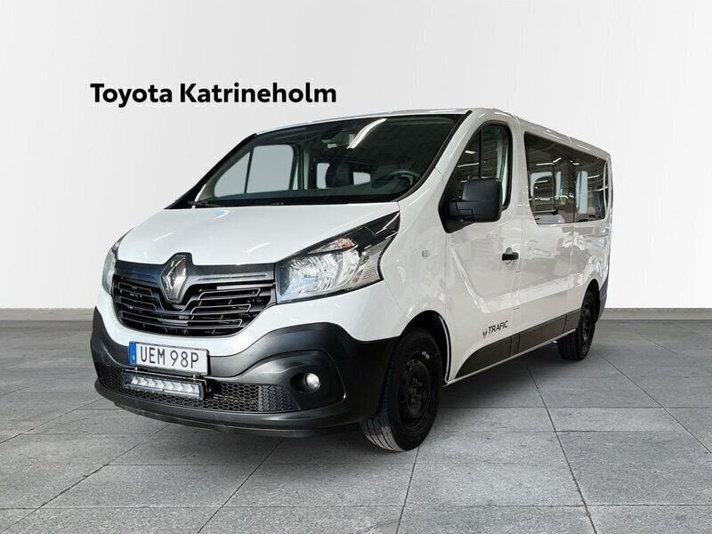 Vit Begagnad 2019 Renault Trafic Van | 214 900 kr - Bild 1/4