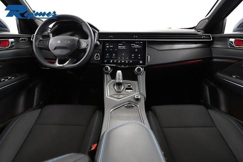 Begagnad Lynk & Co 01 180 HK (132 kW) 2023 Svart SUV