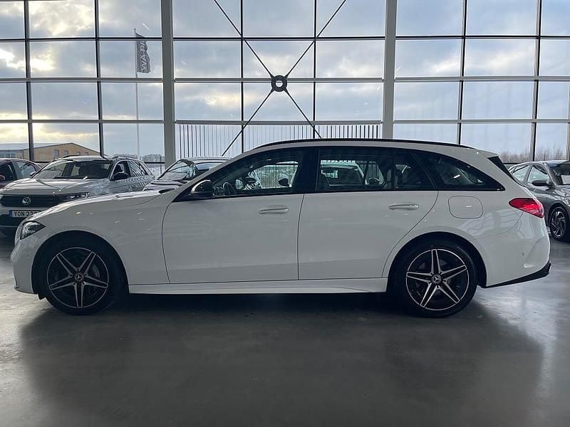Begagnad Mercedes C300e Premium 204 HK (150 kW) 2022 Vit Kombi