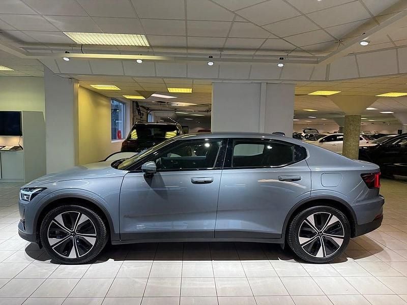 Grå Begagnad 2023 Polestar 2 Long Range Single Motor Halvkombi | 365 900 kr (Marknadspris) - Bild 1/4