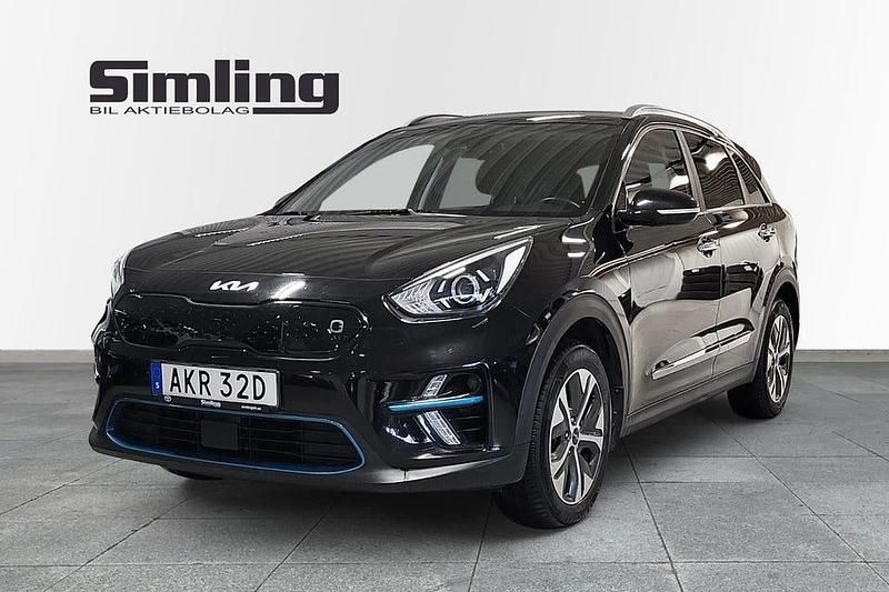 Svart Begagnad 2021 Kia e-Niro Advance SUV | 254 900 kr (Marknadspris) - Bild 1/4