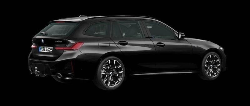 Begagnad BMW 330 Comfort Edition 292 HK (214 kW) 2000 Black sapphire metallic Kombi