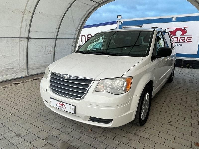 Vit Begagnad 2008 Chrysler Grand Voyager Minibuss | 49 900 kr (Lite dyr) - Bild 1/4