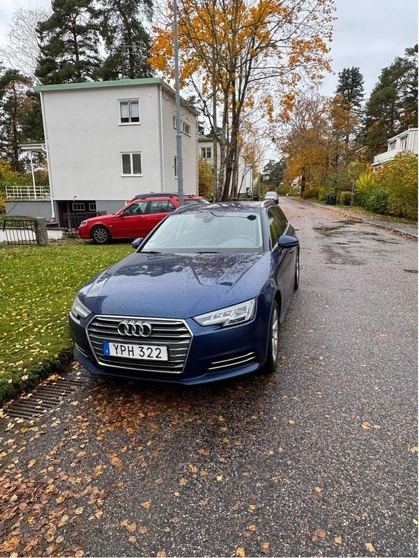 Blå Begagnad 2018 Audi A4 Kombi | 115 000 kr - Bild 1/4
