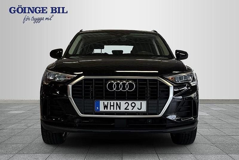 Begagnad Audi Q3 Proline 248 HK (182 kW) 2021 Svart SUV