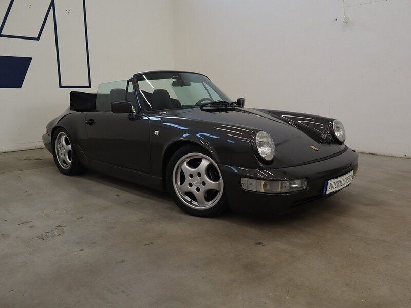 Grå Begagnad 1990 Porsche 911 Carrera 4 Cabriolet Cab | 899 000 kr - Bild 1/4