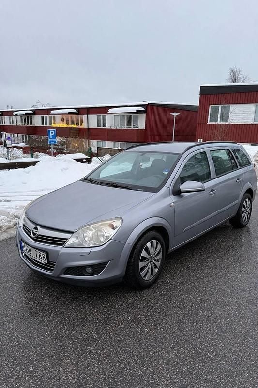 Begagnad 2007 Opel Astra Kombi | 23 000 kr (Marknadspris) - Bild 1/4