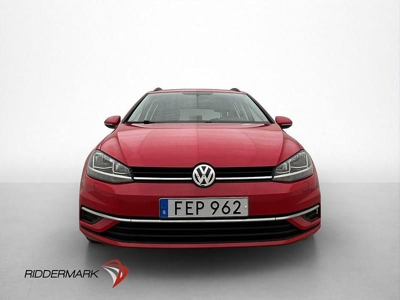 Begagnad VW Golf VII 110 HK (80 kW) 2017 Röd Kombi