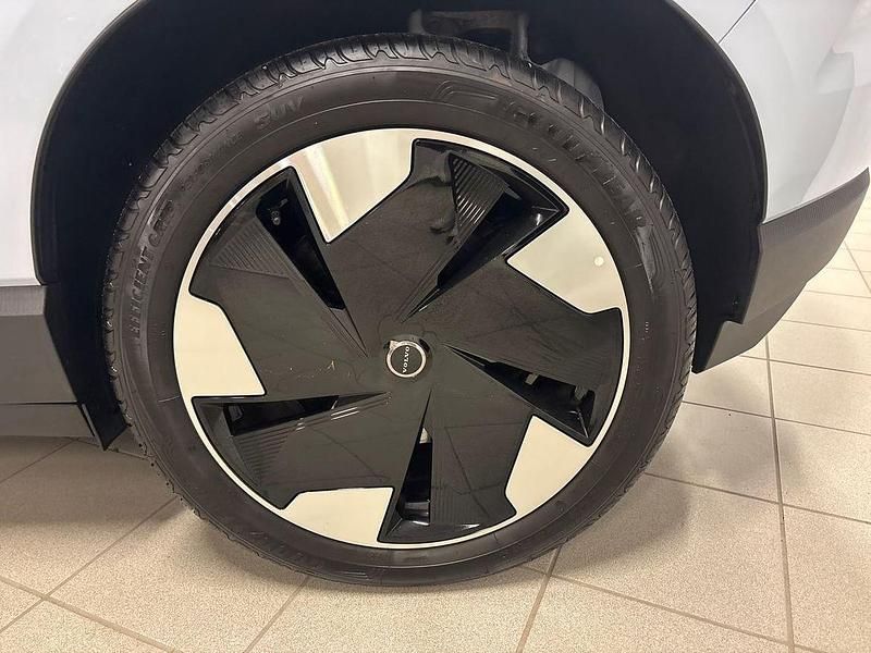 Begagnad Volvo EX30 Plus 202 kW (275 HK) 2024 Ljusblå (blå) SUV