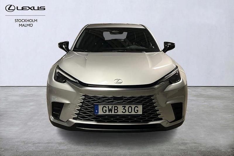 Ny Lexus LBX 137 HK (100 kW) 2025 Silver SUV