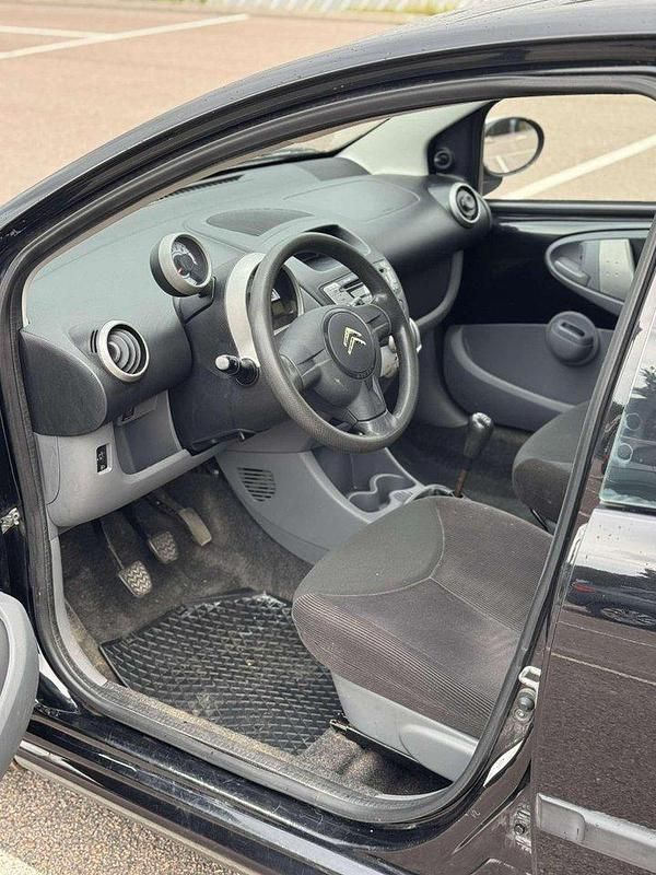 Svart Begagnad 2008 Citroën C1 Halvkombi | 17 000 kr (Marknadspris) - Bild 1/4