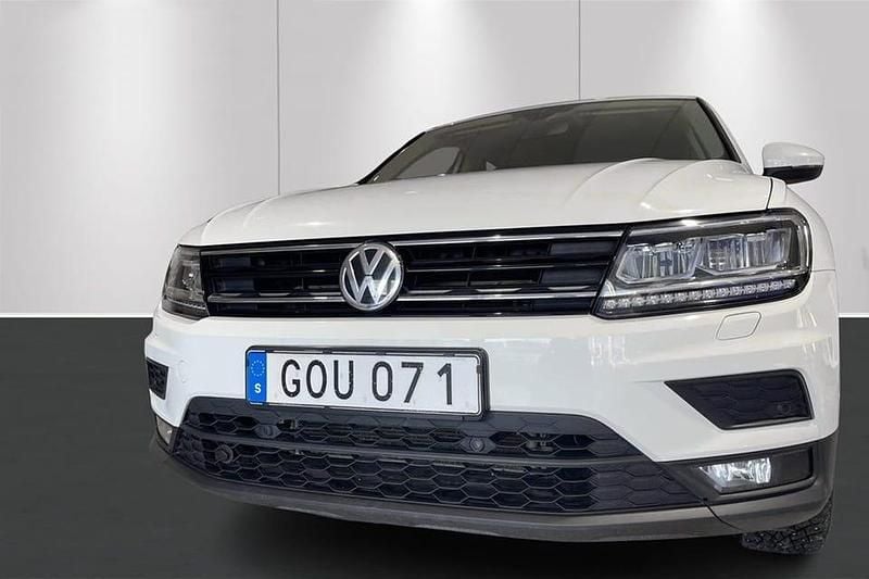 Begagnad VW Tiguan 151 HK (111 kW) 2019 Vit SUV