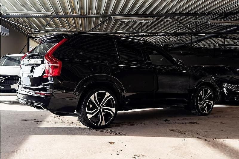 Begagnad Volvo XC90 R-Design 303 HK (222 kW) 2020 Svart SUV