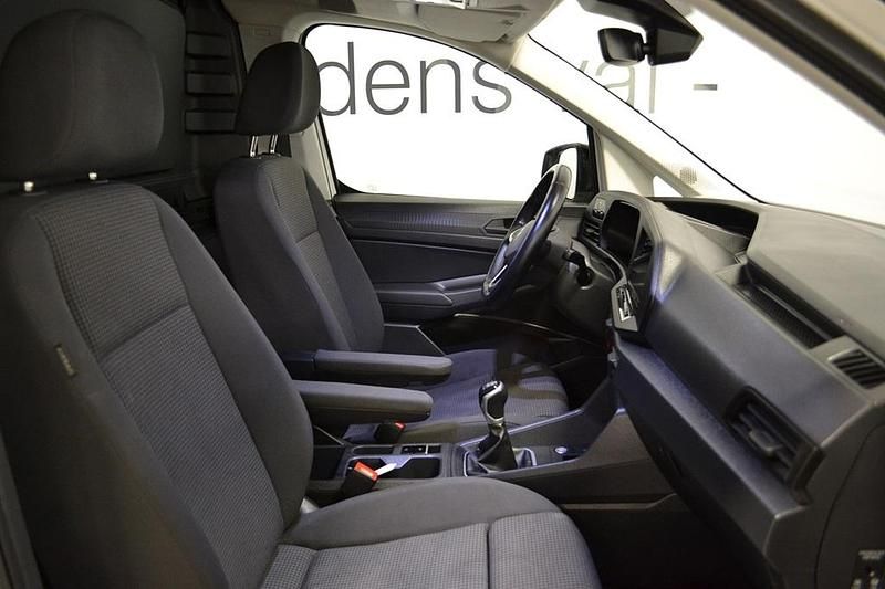 Begagnad VW Caddy 124 HK (91 kW) 2024 Vit Minibuss