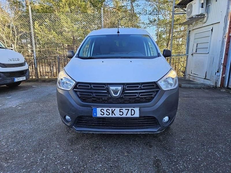 Begagnad Dacia Dokker Express 95 HK (69 kW) 2021 Vit Van
