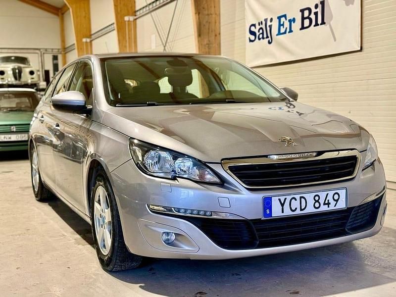Begagnad Peugeot 308 SW Active 110 HK (80 kW) 2016 Grå Kombi