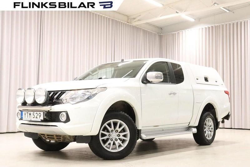 Vit Begagnad 2019 Mitsubishi L200 Pickup | 319 900 kr (Lite dyr) - Bild 1/4